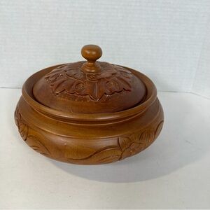 Vtg Carved Wooden Bowl With Lid Floral Motif Rustic Home Decor Trinket Storage